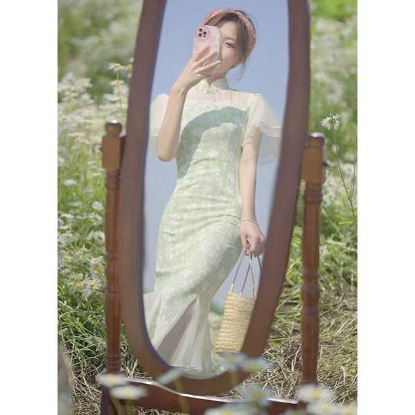 新中式清冷感穿搭，演绎东方美学